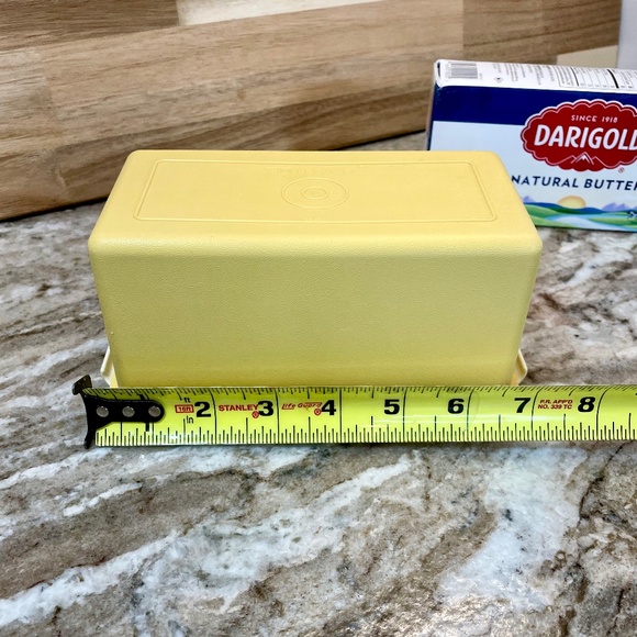 Tupperware Butter & Cheese Keeper Harvest Gold with Beige Lid 1 Pound - Vintage - Picture 8 of 11